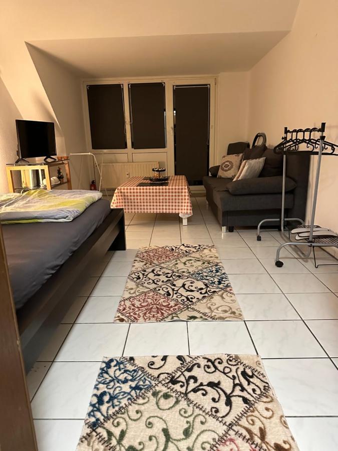 Jasmin'S Apartment เครเฟลด์ ภายนอก รูปภาพ